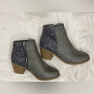 Journee Collection Noble Women's Ankle Boots